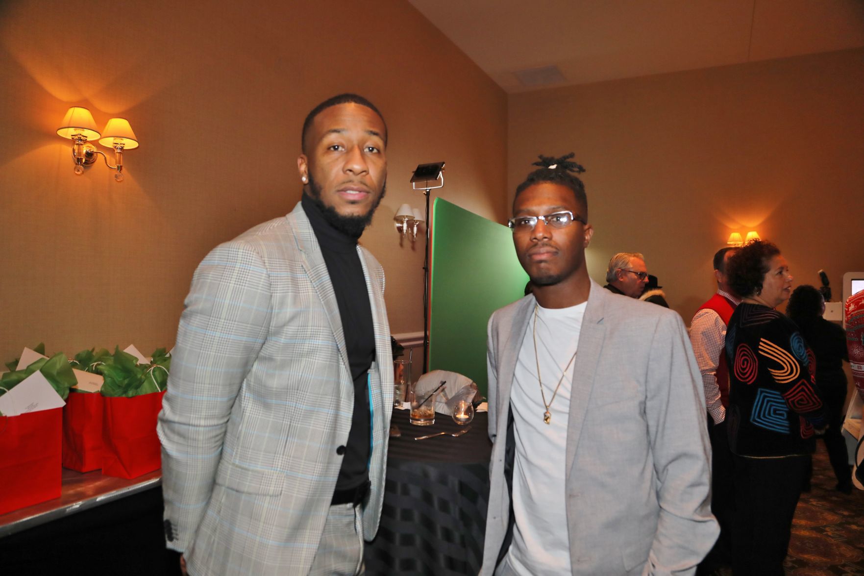 Erick Hubbard, Tony Williams